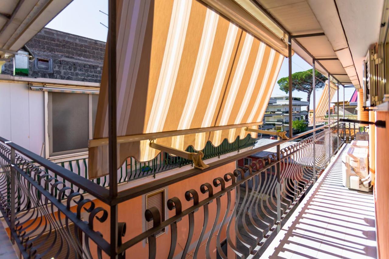 House Da Mary Apartment Caserta Exterior photo
